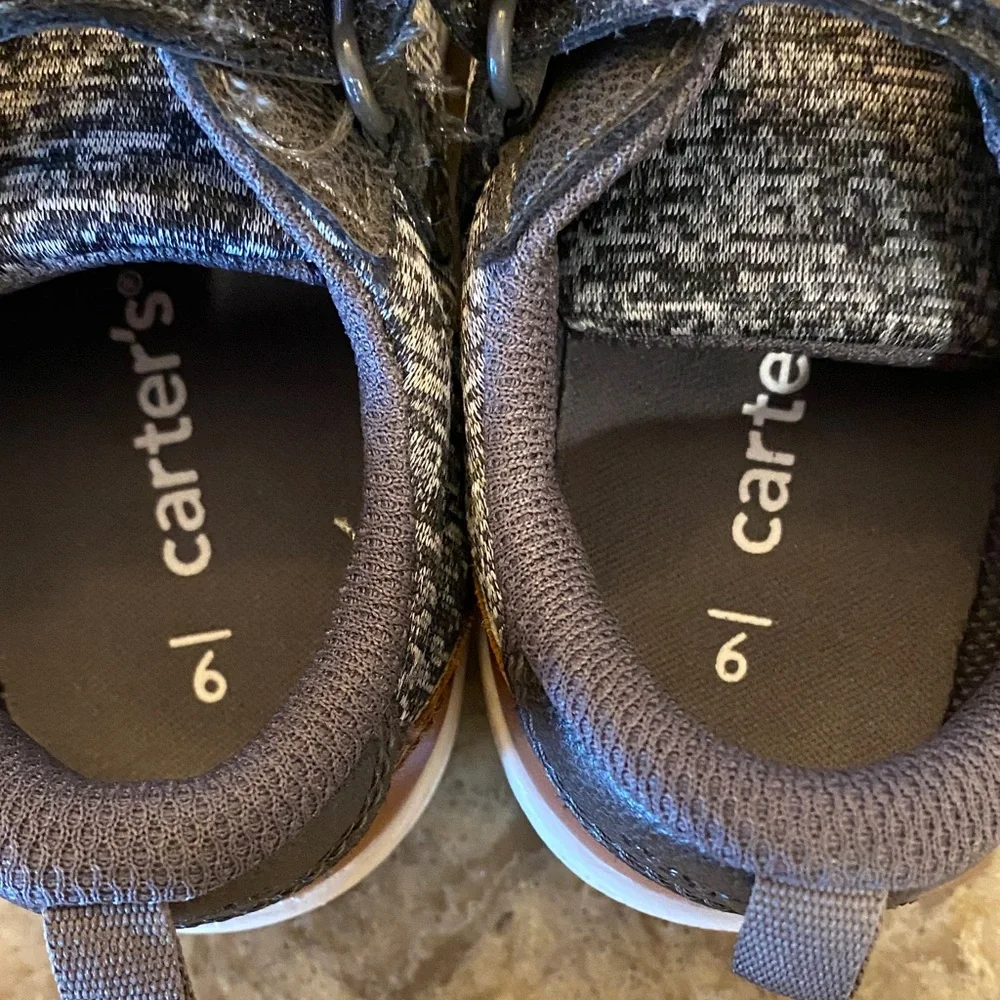 Carter's Gray Boys Sneakers (toddler 9m) and Boys Sandel Shoe (toddler 11m) - Picture 6 of 13